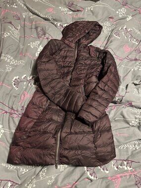 Lululemon Brave the Cold long down jacket